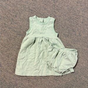 Stylish Kids Dress Set in Soft Green